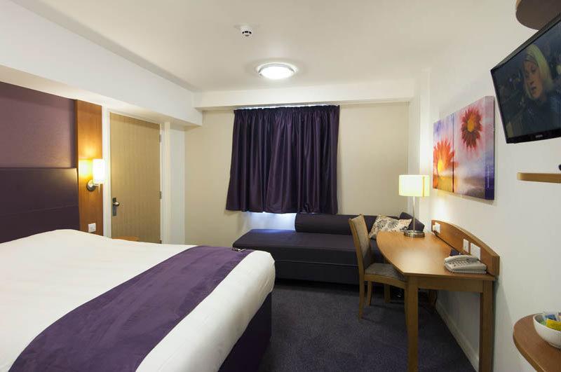 Premier Inn Premier Inn Southend Airport Southend-on-Sea Exterior foto